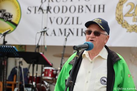 V Kamniku so bila na ogled starodobna vozila  (65)